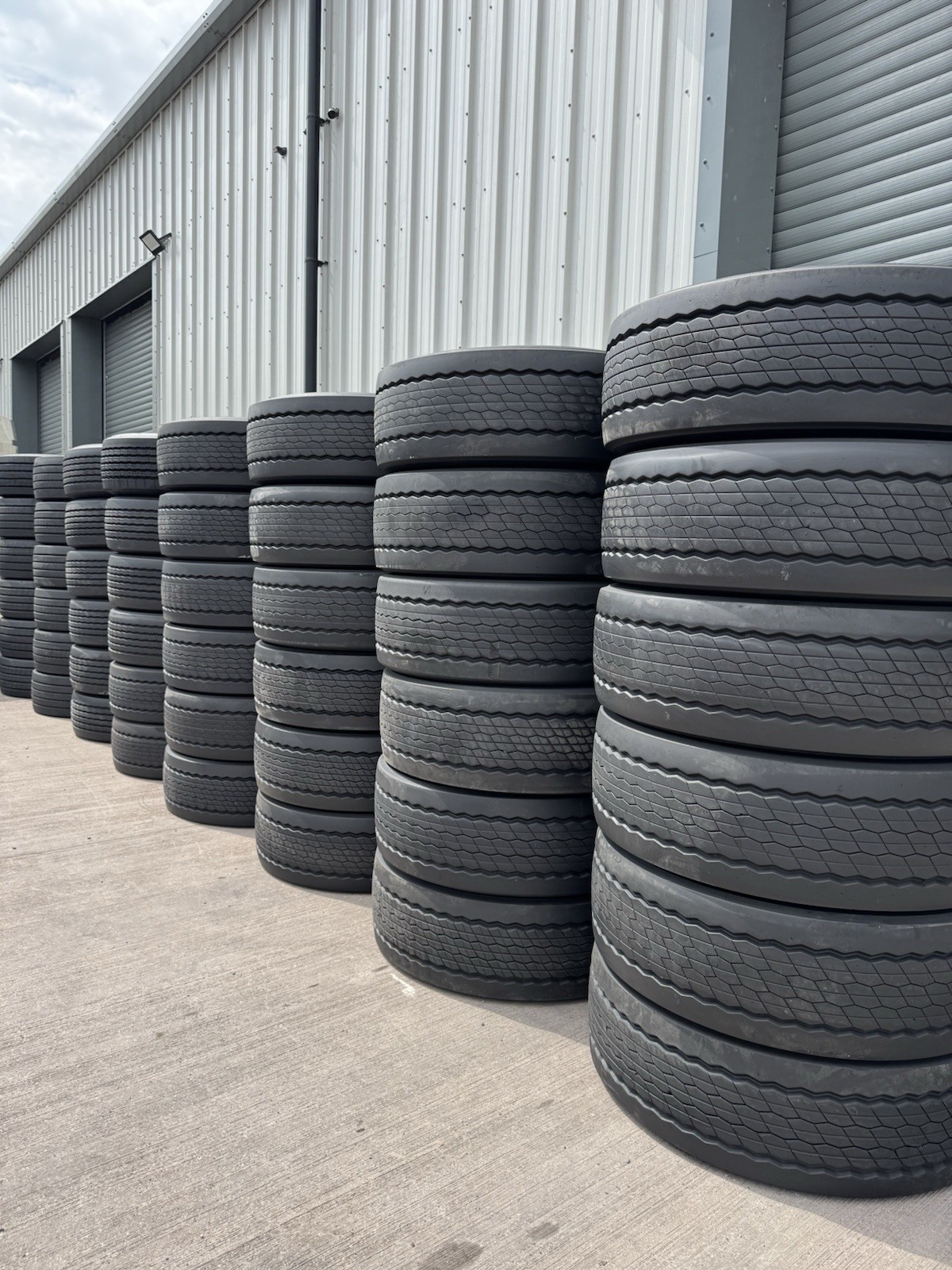 Trailer Used Tires, view 2